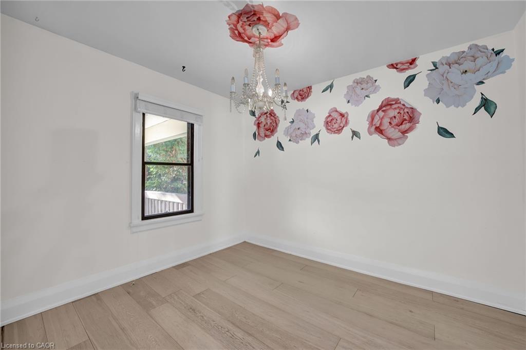 153 Clarence Street Property Photo 11