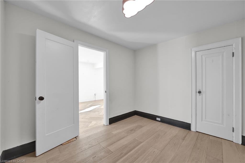 153 Clarence Street Property Photo 13