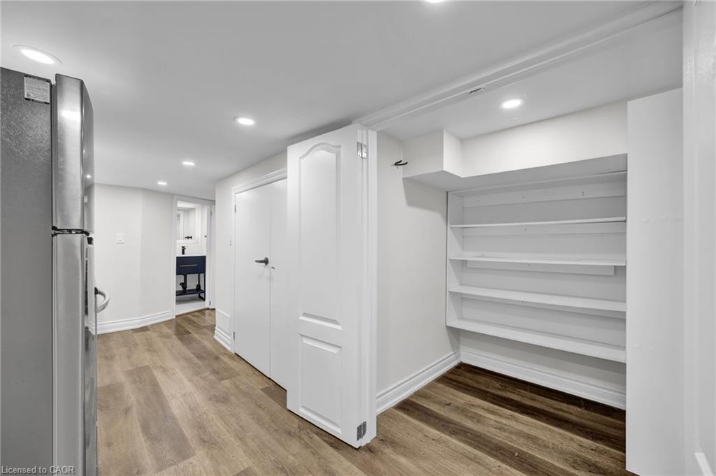 153 Clarence Street Property Photo 25