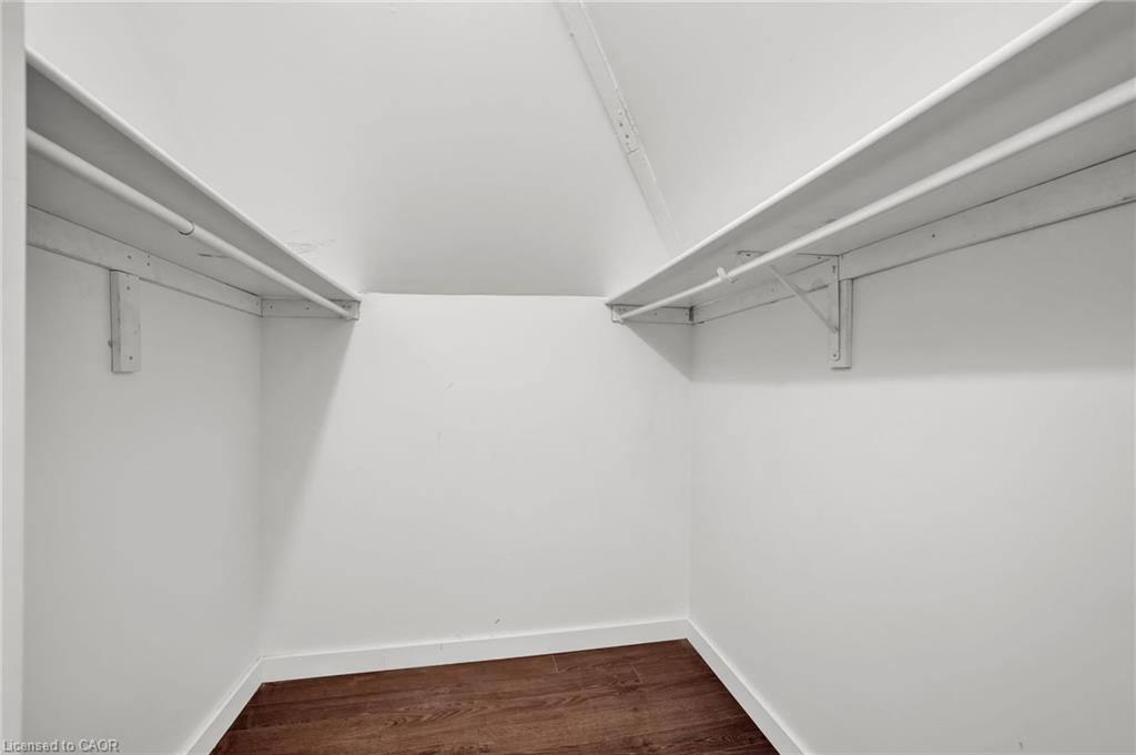 153 Clarence Street Property Photo 31