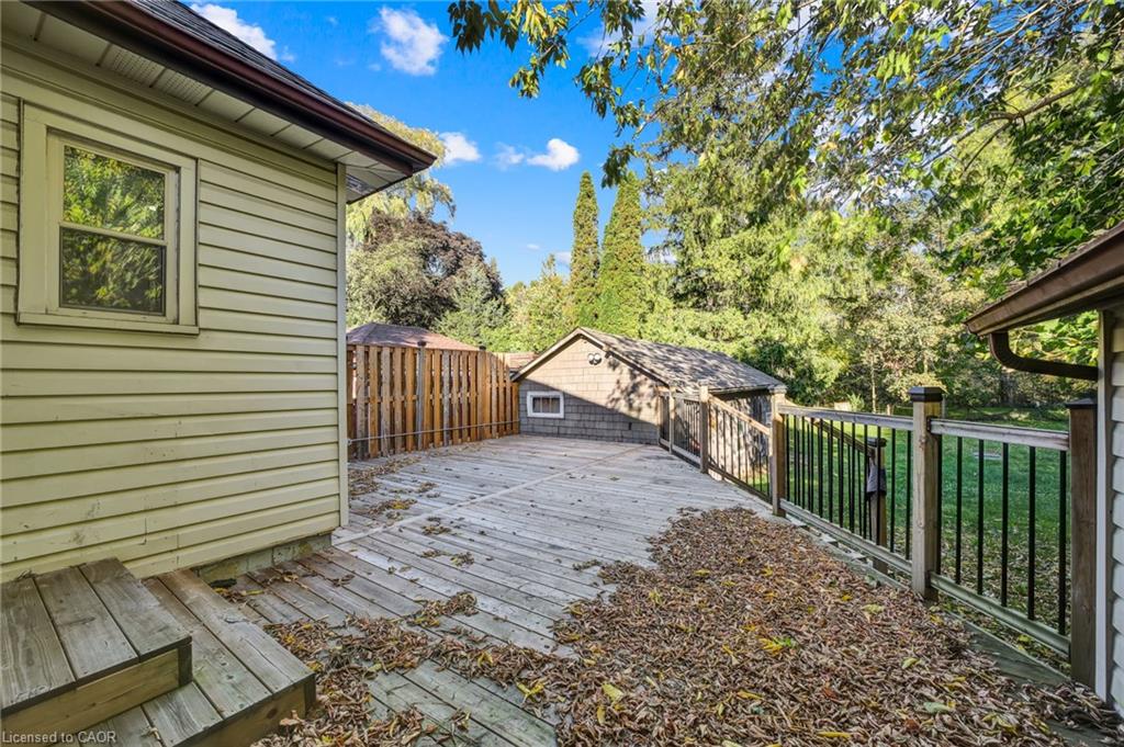 153 Clarence Street Property Photo 35