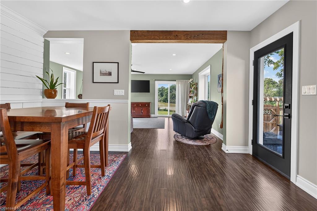 7327 Rainham Road Property Photo 13