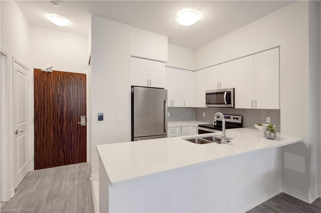 107-349 Rathburn Road W Property Photo 3
