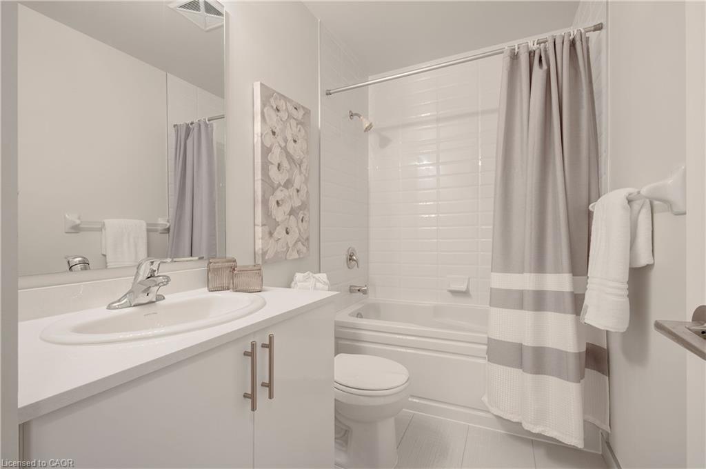 107-349 Rathburn Road W Property Photo 9