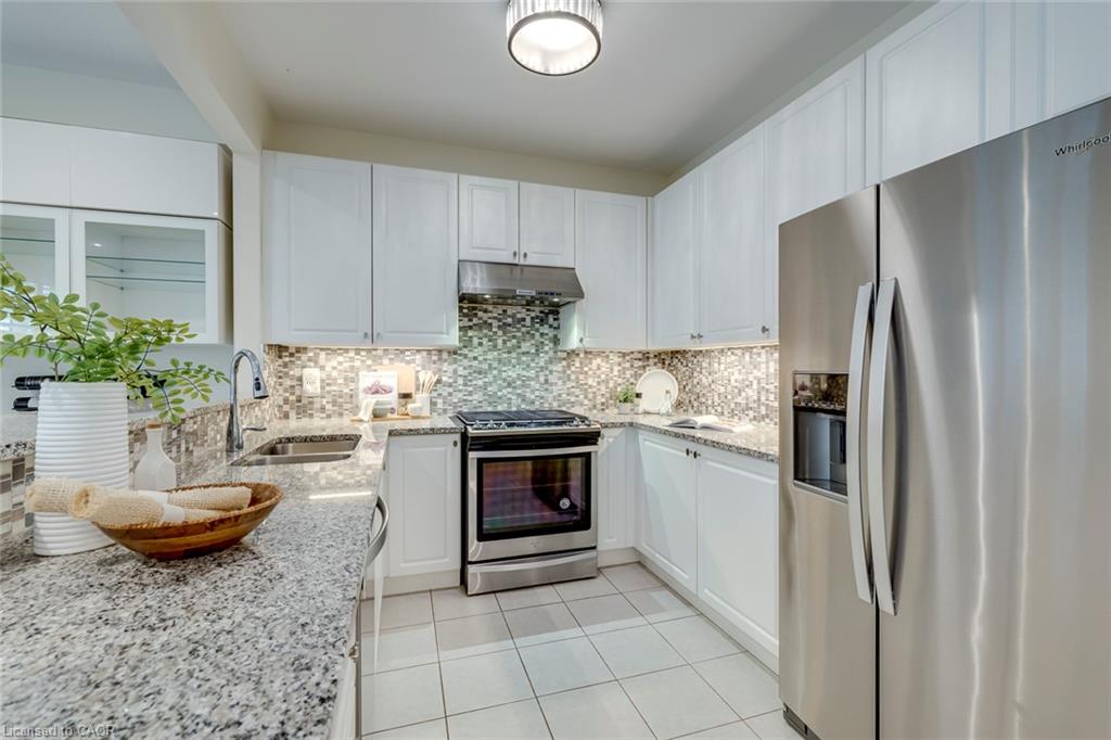 598 Bessborough Drive Property Photo 16