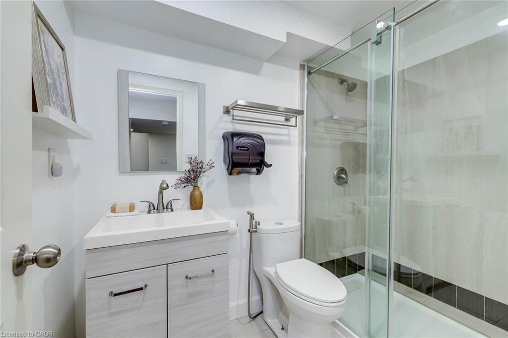598 Bessborough Drive Property Photo 39
