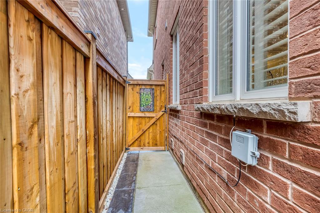 598 Bessborough Drive Property Photo 42