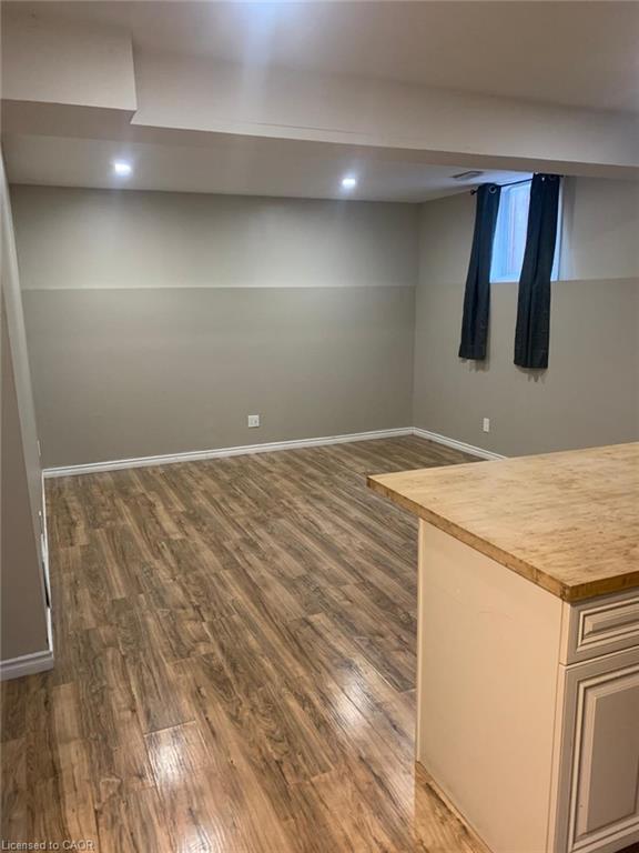 408 Westcroft Drive N Property Photo 4
