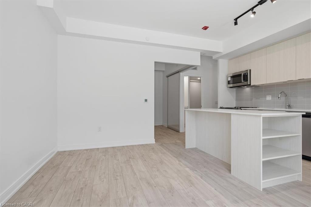 6-172 Clonmore Drive Property Photo 12