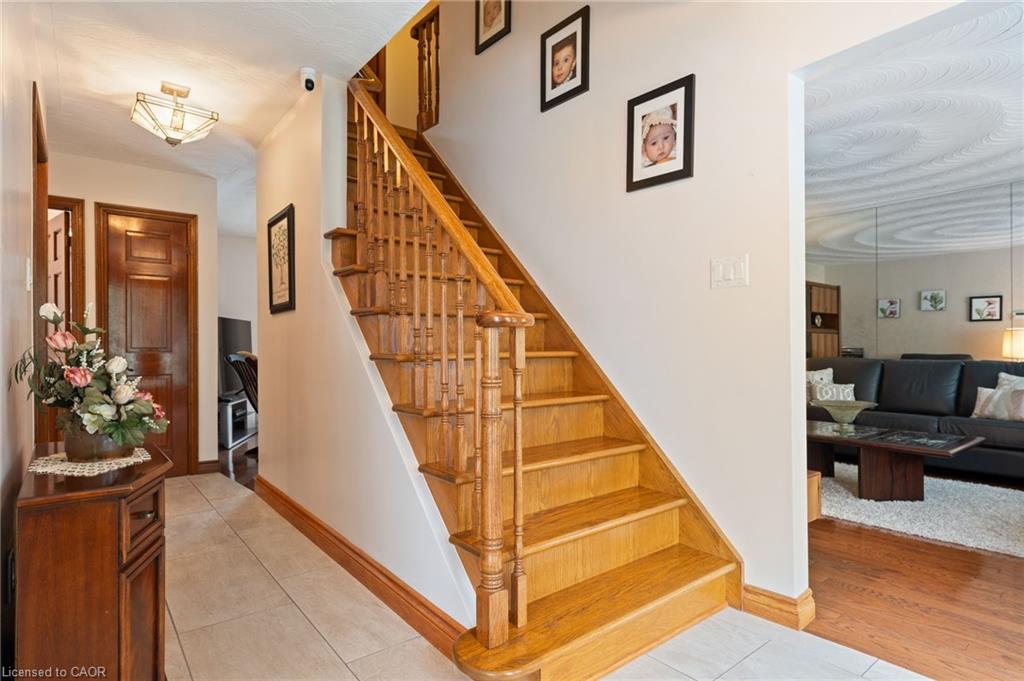 7 Thomson Road Property Photo 7