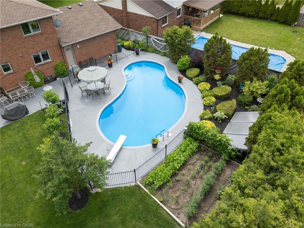7 Thomson Road Property Photo 38