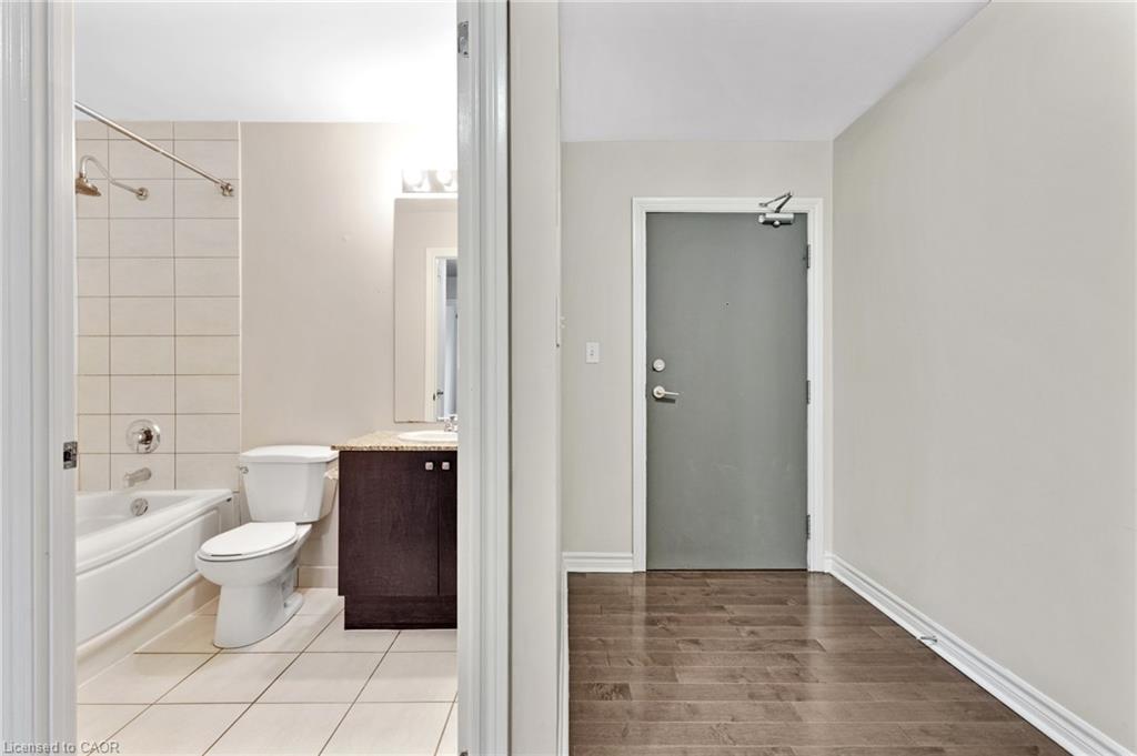 202-170 Water Street N Property Photo 4