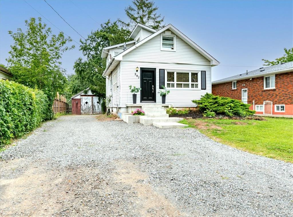 207 Green Road Property Photo 3