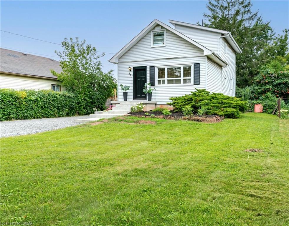 207 Green Road Property Photo 5