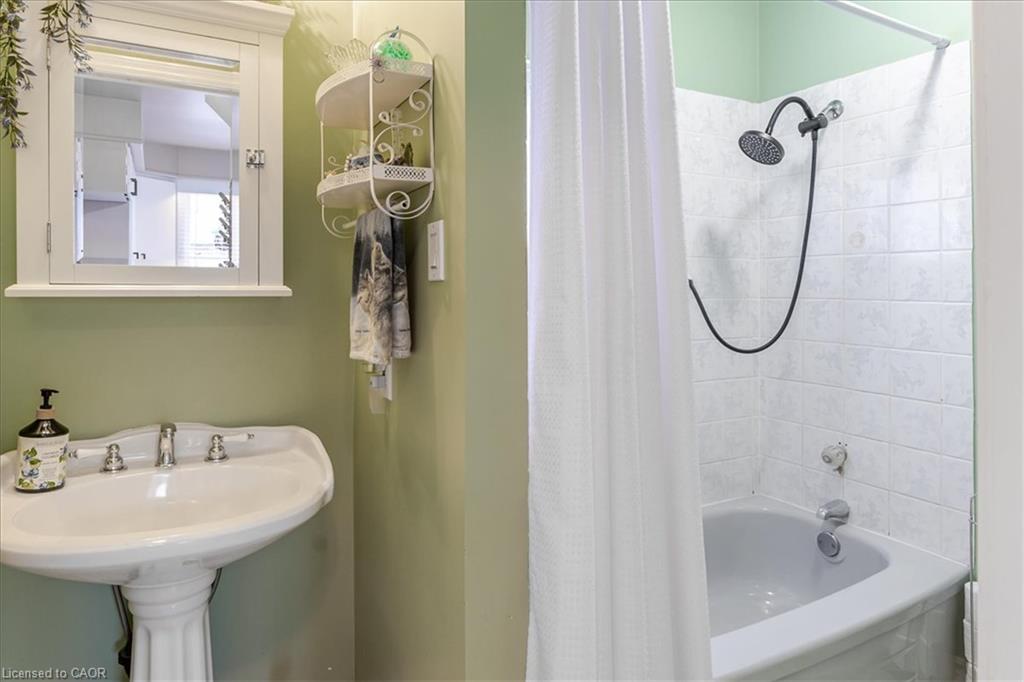207 Green Road Property Photo 24