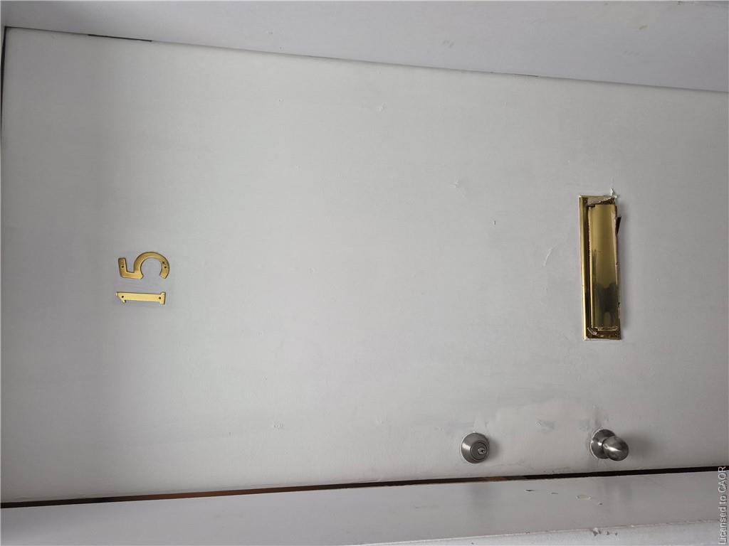 15-289 Queenston Road Property Photo 3