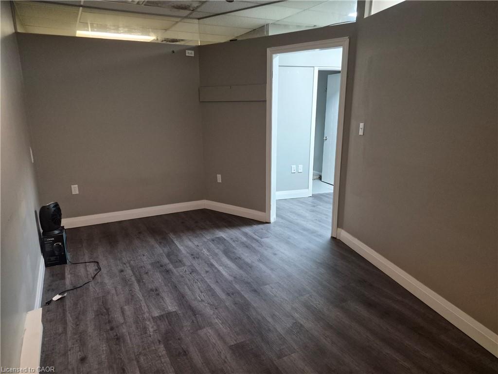 15-289 Queenston Road Property Photo 4