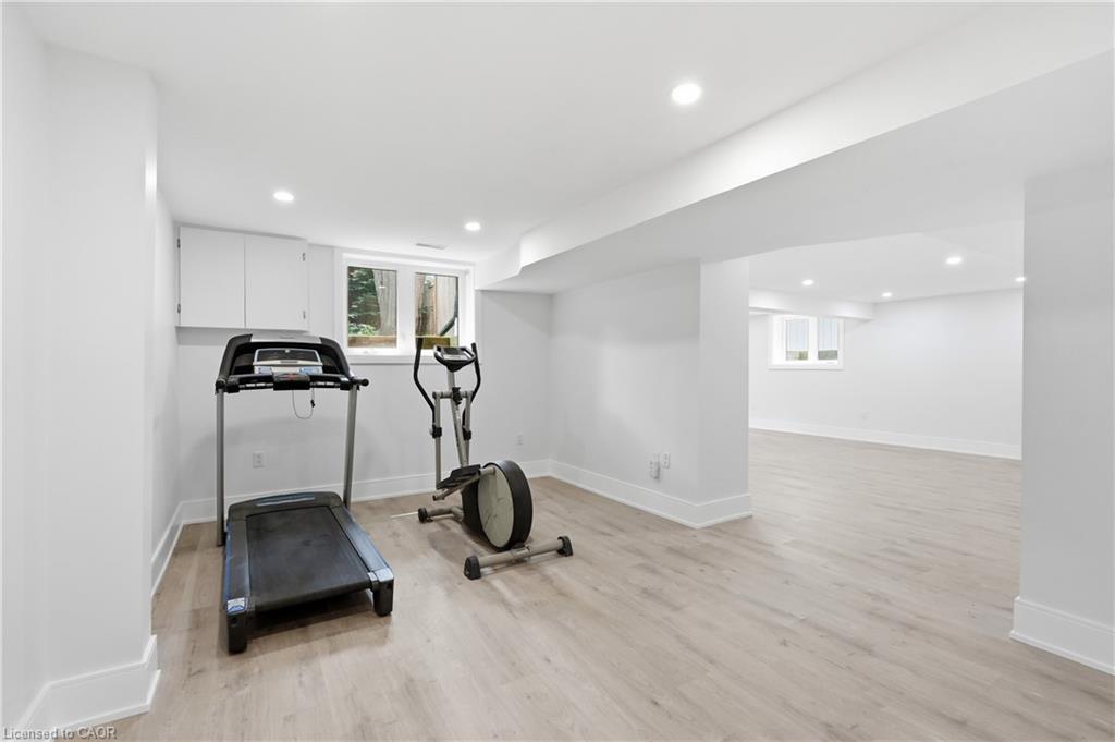 332 Woodworth Drive W Property Photo 30