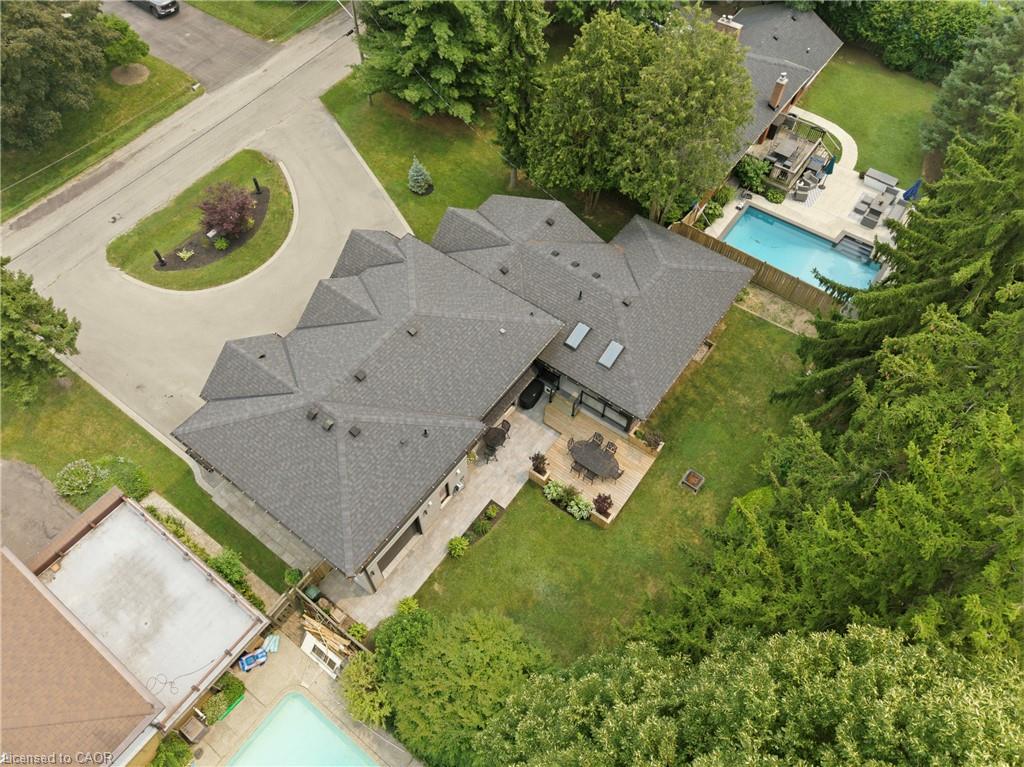 332 Woodworth Drive W Property Photo 43
