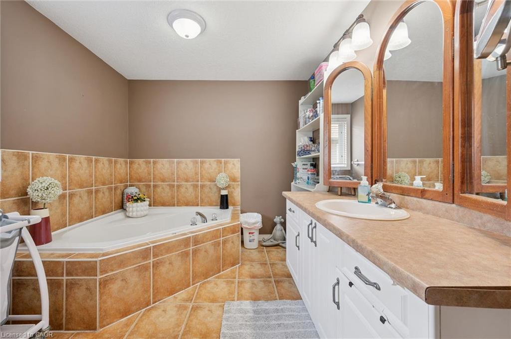 916 Rush Meadow Court Property Photo 28