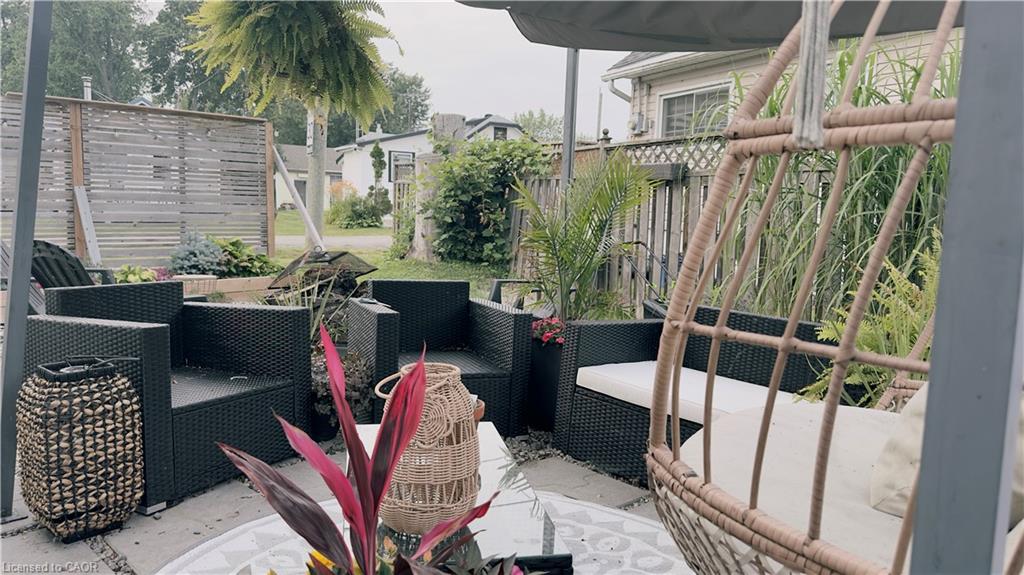 2 Fagan Street Property Photo 27