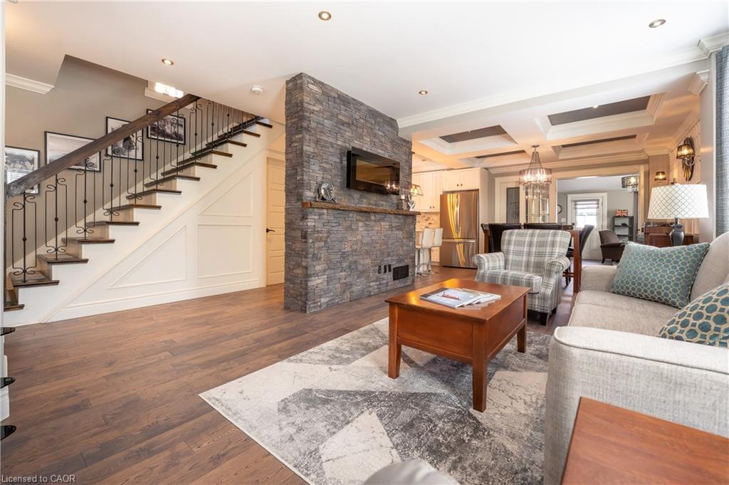 40 Moore Avenue Property Photo 2