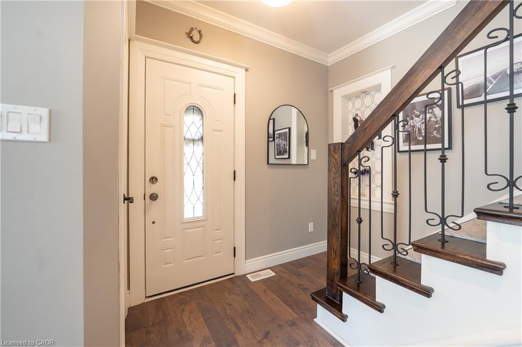 40 Moore Avenue Property Photo 15