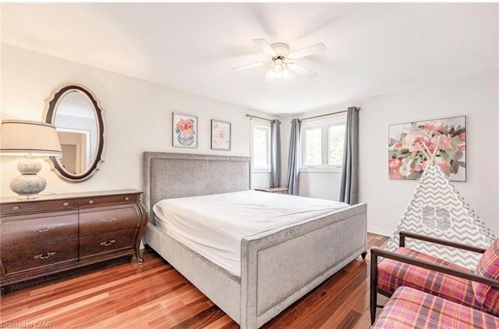 500 Blenheim Crescent Property Photo 26