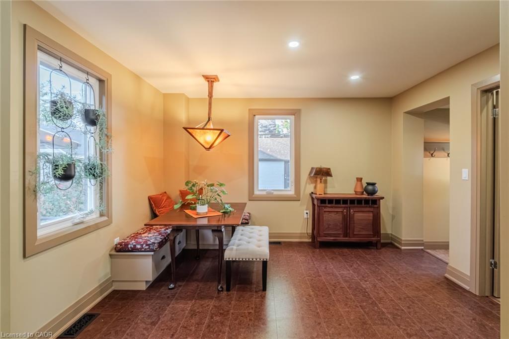 74 Lynnwood Avenue Property Photo 13