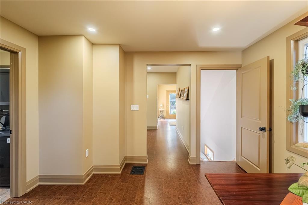 74 Lynnwood Avenue Property Photo 17