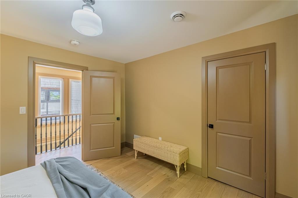 74 Lynnwood Avenue Property Photo 28