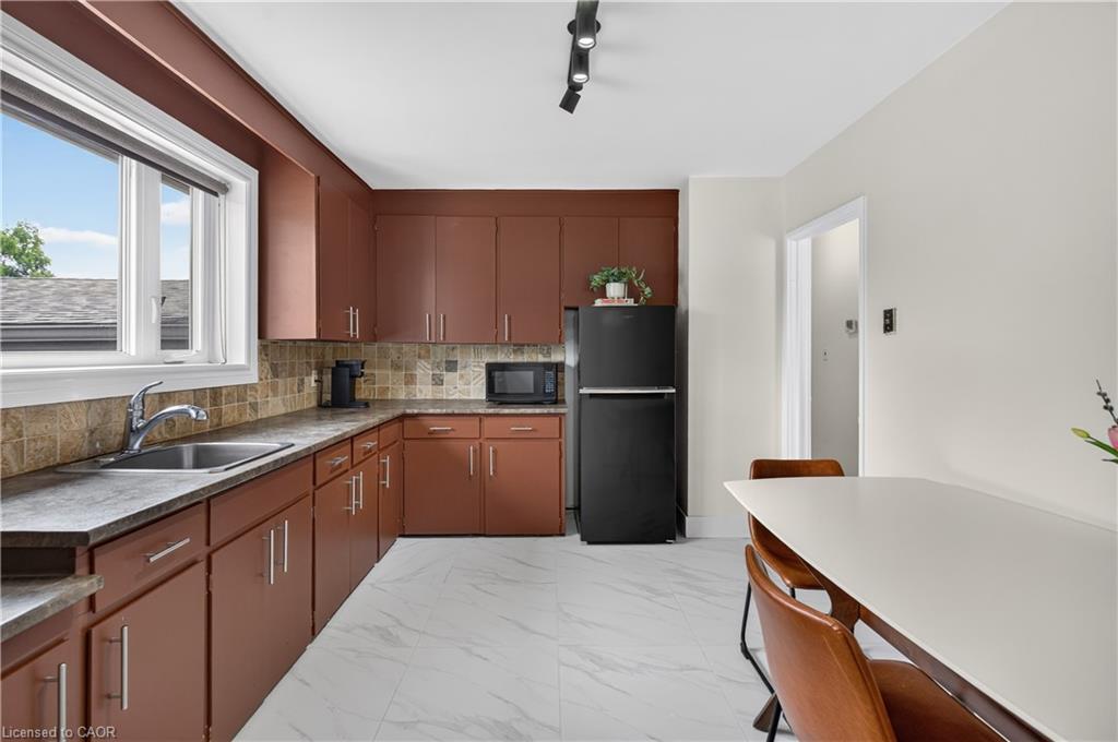 236 Hammersmith Court Property Photo 13