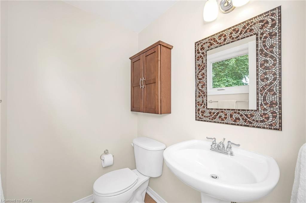 285 Surrey Drive Property Photo 24