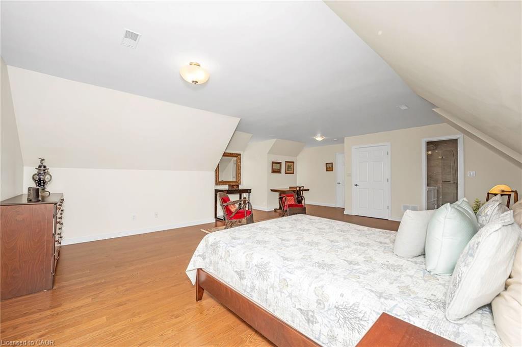 285 Surrey Drive Property Photo 35
