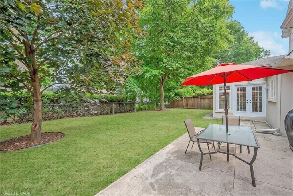 285 Surrey Drive Property Photo 39