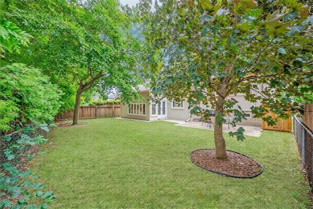 285 Surrey Drive Property Photo 42
