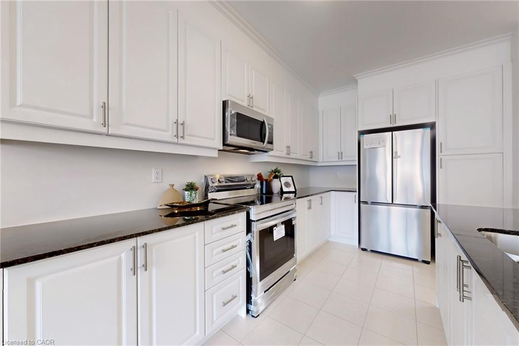 6 Marvin Avenue Property Photo 8