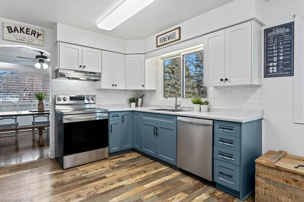 9793 Dickenson Road W Property Photo 10