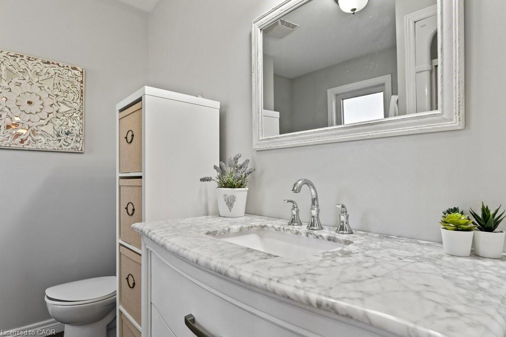9793 Dickenson Road W Property Photo 24