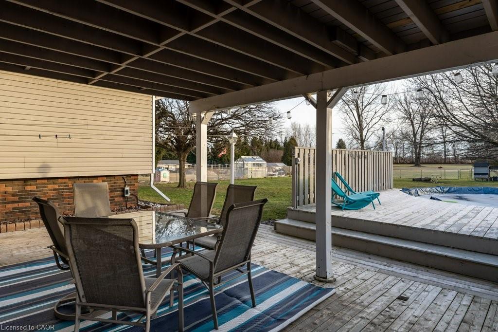 9793 Dickenson Road W Property Photo 40