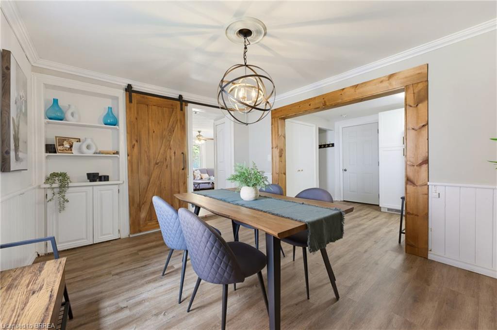 7 Lorimer Street Property Photo 10