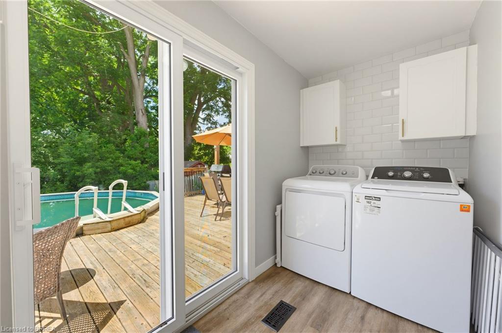 7 Lorimer Street Property Photo 11