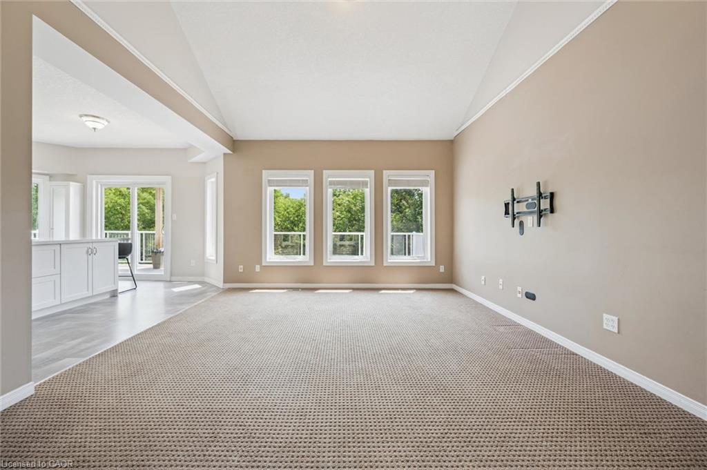 426 Hidden Creek Drive Property Photo 12