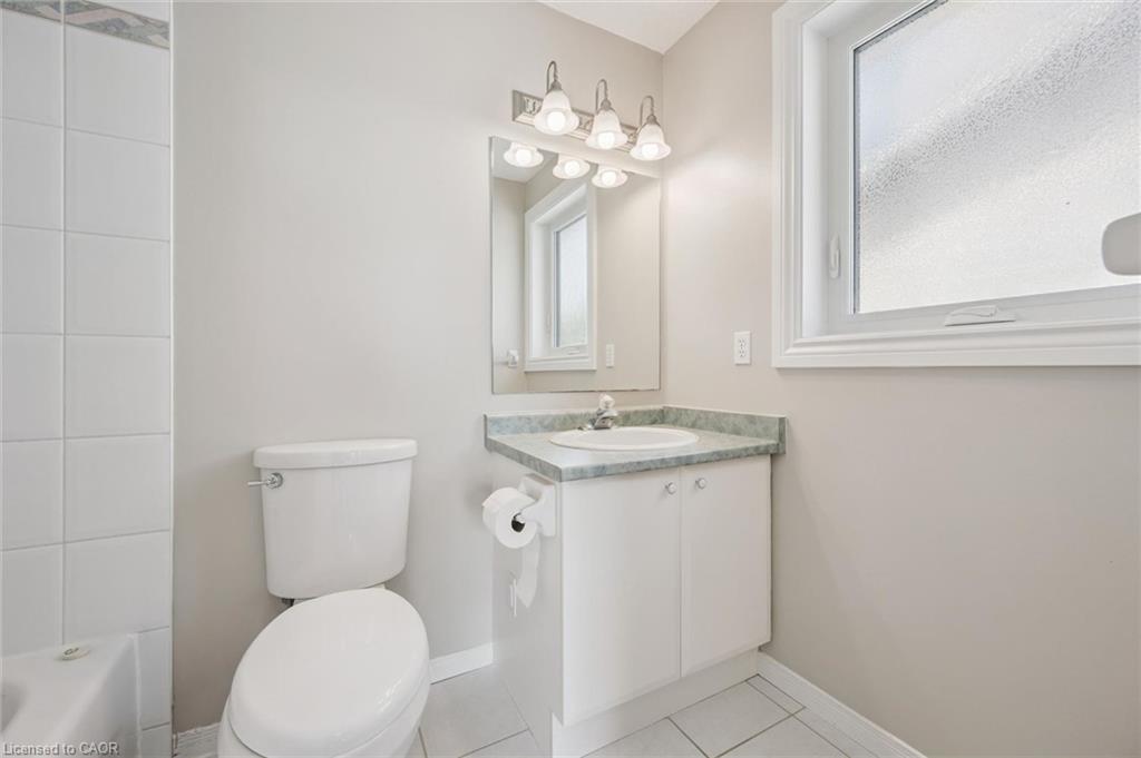 426 Hidden Creek Drive Property Photo 29