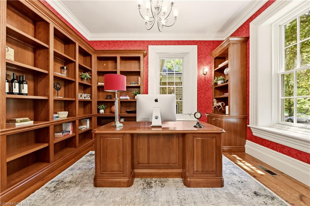 25 Dunbar Street Property Photo 12