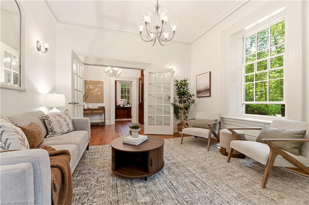 25 Dunbar Street Property Photo 13