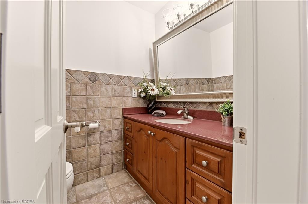 25 Dunbar Street Property Photo 28