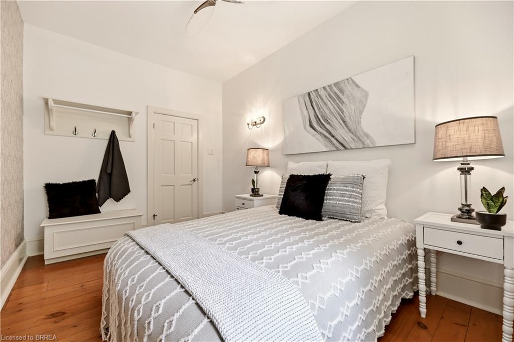25 Dunbar Street Property Photo 32