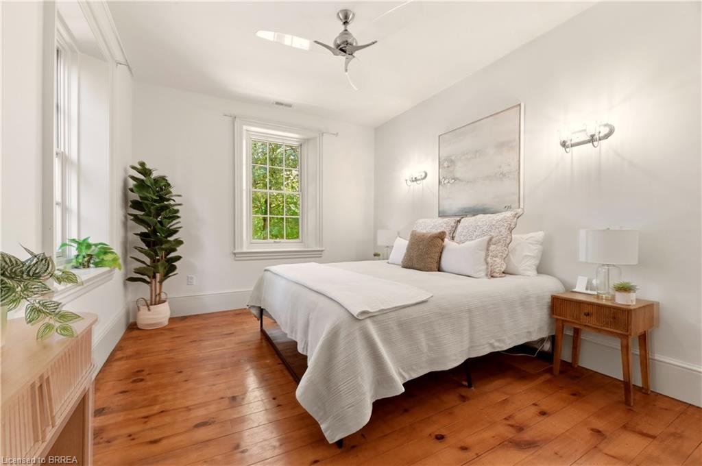 25 Dunbar Street Property Photo 33