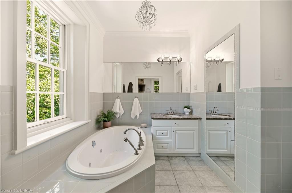 25 Dunbar Street Property Photo 37
